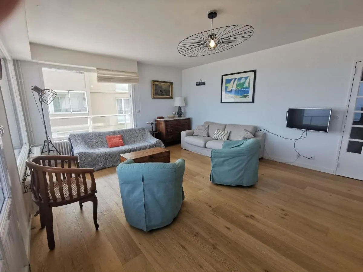Apartment Le Grand Large By Interhome Saint-Malo